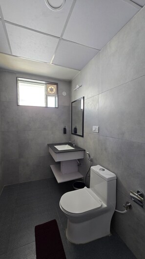 Luxury Villa, Patio, Garden View | Bathroom | Free toiletries, soap, shampoo, toilet paper - Sree Raaga Resorts (Devanahalli)