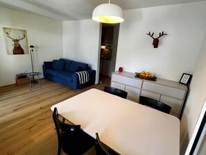 TV, DVD player - Gemütliche Ferienwohnung im Zentrum Sörenberg by Interhome (Sörenberg)