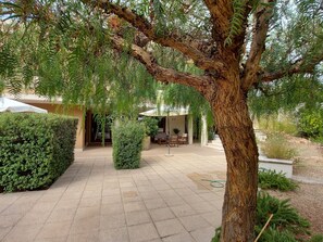 Exterior - Villa Luigi, Unterkunft in der Villa, Parkplatz, Wallbox by Interhome (Capoterra)