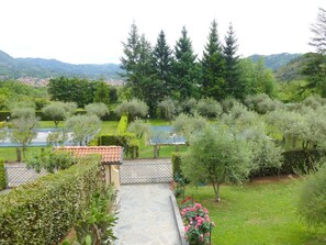 Property grounds - Tolles Ferienhaus in Camaiore mit Privatem Pool by Interhome (Camaiore)