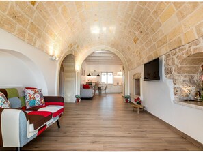 Living area - La Carezza del Sole - Private Villa by Interhome (Francavilla Fontana)