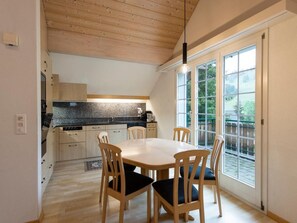Dining - Wohnung Mei by Interhome (Sörenberg)
