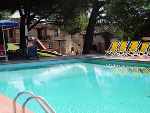 Pool - Schloss Selvole B3 by Interhome (Castelnuovo Berardenga)