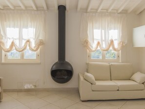 Fireplace - Donagrande by Interhome (Camaiore)