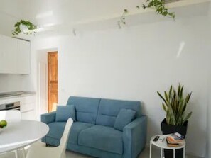 TV - in Pisciotta Casa Marina by Interhome (Pisciotta)