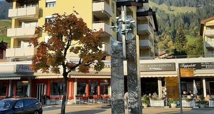 Rothorn-Center A (1.OG- Schöpfer) by Interhome