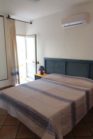 Internet - Zwei-Zimmer-Wohnung 1 by Interhome (Villasimius)