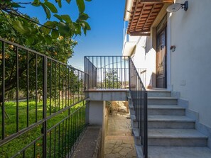 Terrace/patio - Il Vicolo - Zweizimmerwohnung im Zentrum von Ceraso mit Küche und Terrasse, bis by Interhome (Ceraso)