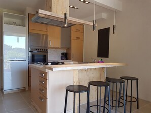 Fridge, dishwasher, cookware/dishes/utensils - Top Ferienwohnung by Interhome (Montecorice)