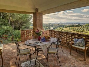 Outdoor dining - "Raffaello leccino by Interhome (Montaione)