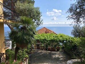 Property grounds - Wohnung in Pieve Ligure mit Terrasse by Interhome (Bogliasco)