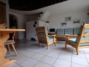 Interior - Curtins Sassella 1 by Interhome (La Punt-Chamues-ch)