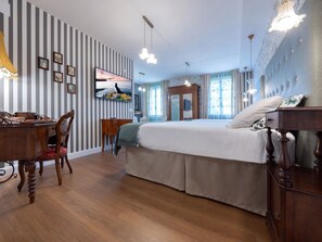 5 makuuhuonetta, internet