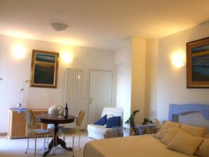 Interior - Ein-Zimmer-Wohnung 'Murex' in Strandnähe by Interhome (Castagneto Carducci)