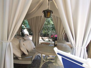 Outdoor dining - 'Camelia' mit Terrasse by Interhome (Castagneto Carducci)
