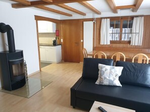 TV - Apartment Saturn by Interhome (Sörenberg)