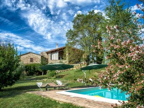 Pool - Il Melograno Panoramahaus by Interhome (San Venanzo)