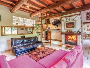 Fireplace - CasaMasa' Wohnung mit Bergblick by Interhome (Mulazzo)
