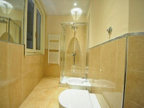 Towels - Efeso3 in Florenz by Interhome (Florence)