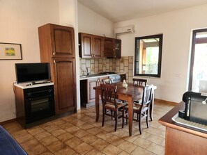 Fridge, microwave, oven, dishwasher - Wohnung 'Trilo Frances' in Strandnähe by Interhome (Costa Rei)
