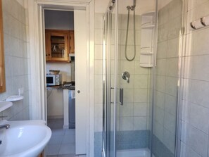 Bathroom - bilo mimosa by Interhome (Costa Rei)