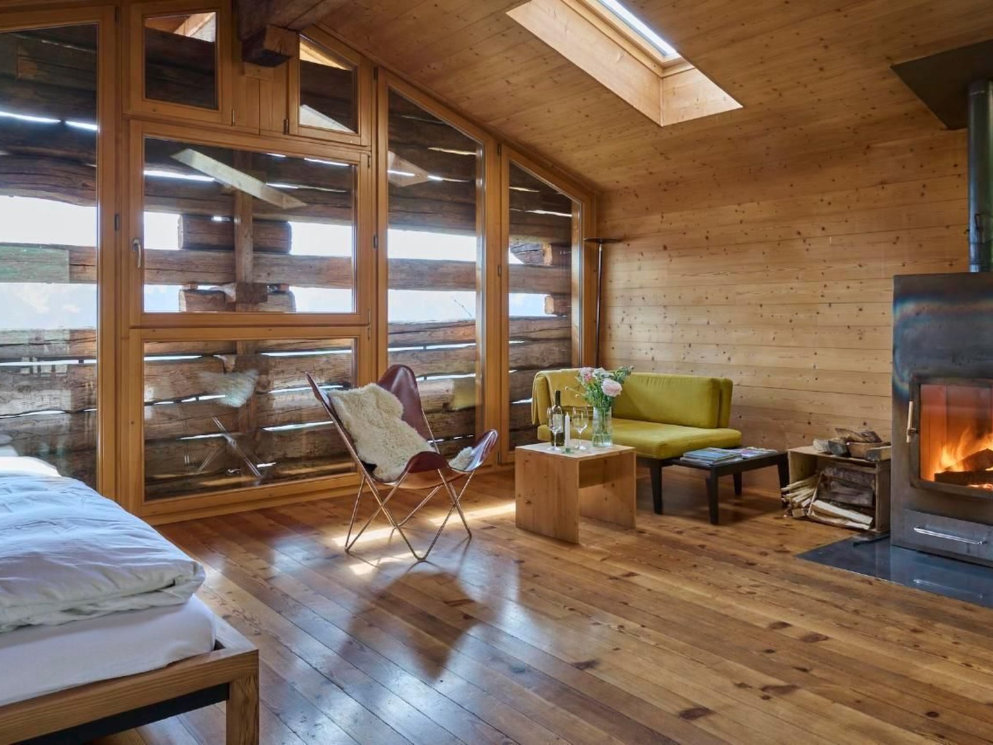 المنشأة من الداخل