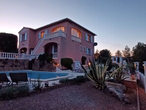 Exterior - Schöne Ferienwohnung mit Meerblick und Pool by Interhome (Saint-Raphaël)