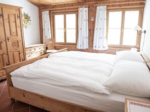 Internet - Chesa Curtin 2 by Interhome (Sils Maria)