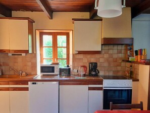 Fridge, microwave, oven, dishwasher - Haus auf der Halbinsel Plougastel by Interhome (Plougastel-Daoulas)