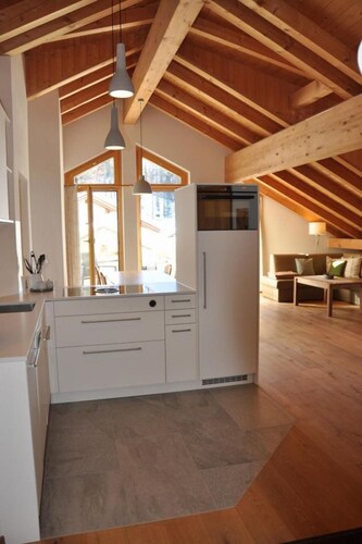 Chesa Sunasain V11 by Interhome