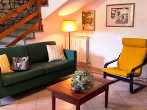 TV - Steinhaus Cilento by Interhome (Rofrano)