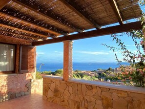 Terrace/patio - Casa Corallina Meerblick 300m vom Strand entfern by Interhome (Castiadas)