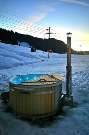 Outdoor spa tub - Apartment Bädli by Interhome (Wildhaus)