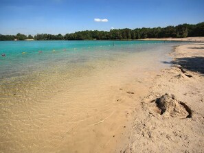 Beach - Geschmackvoll eingerichtetes Bauernhaus aus dem 19. by Interhome (Diever)