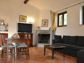 Fireplace - Bauernhof "Azzara by Interhome (Acquapendente)