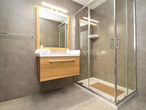 Towels - Madalenas Palace Wohnung by Interhome (Madeira/Funchal)