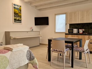 Dining - Studio Seezunge by Interhome (Codogne')
