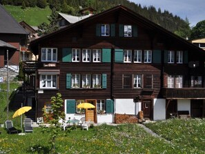 Exterior - Studio bim Chilchli by Interhome (Lauterbrunnen)
