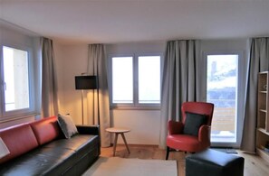 TV - Chalet Raufthubel by Interhome (Lauterbrunnen)