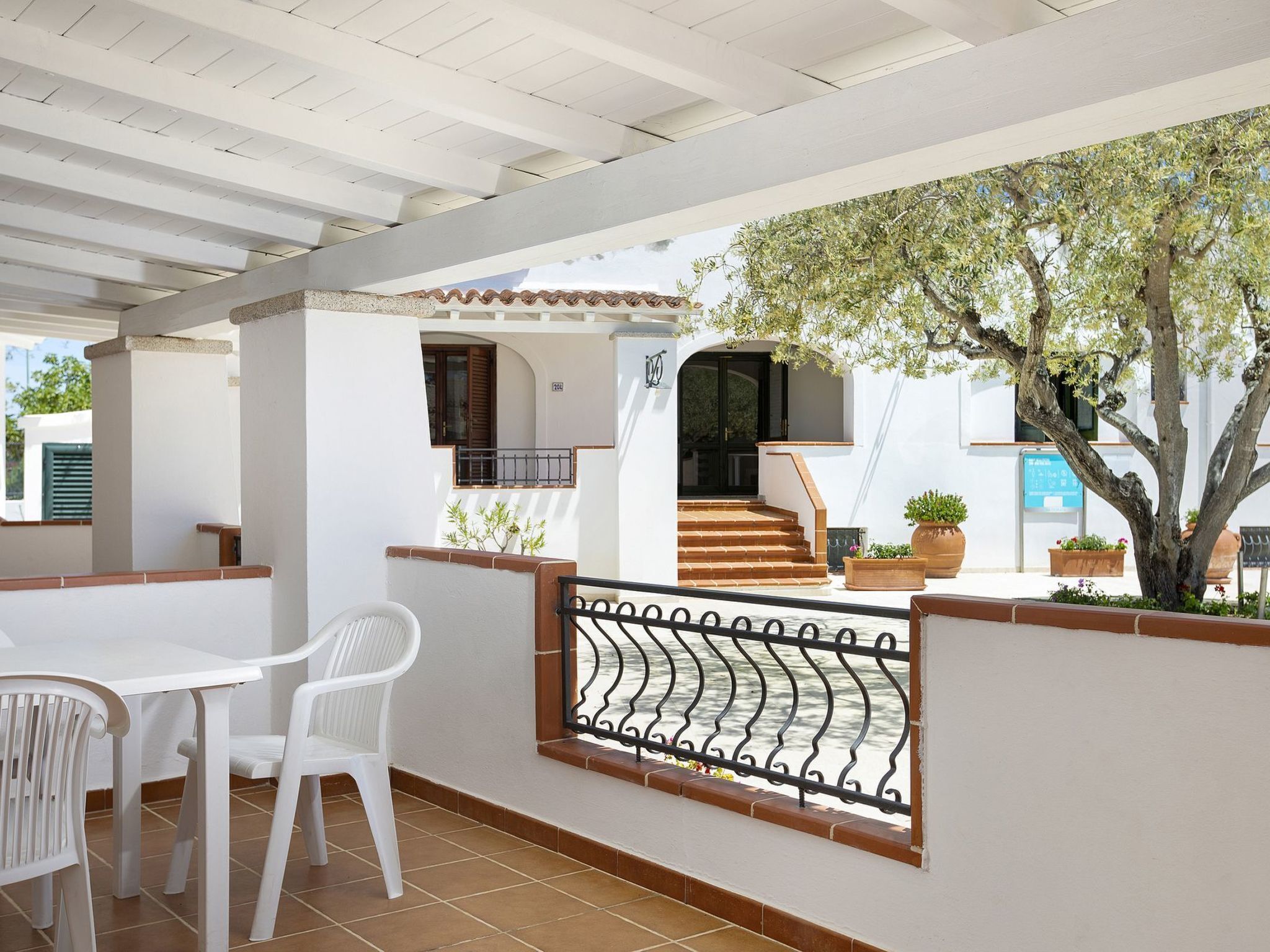 屋外ダイニングエリア