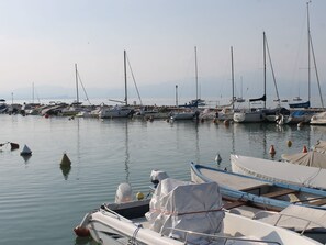 Marina - 'Vall' mit Privatparkplatz by Interhome (Colà)