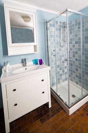 Bathroom - "Villetta Alba 2A" in Strandnähe by Interhome (Cala Liberotto)