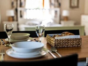 Dining - Studiozimmer für 2 Personen Hortensia by Interhome (Olszyna)