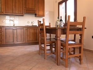 Dining - Drei-Zimmer-Wohnung in der Residenz Cala Viola by Interhome (Cala Liberotto)
