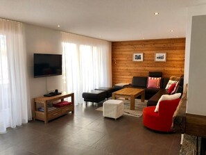 TV, fireplace, DVD player - Riffelsee by Interhome (Zermatt)