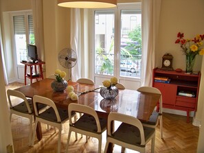 Dining - Admiral 1 by Interhome (Lisbon)