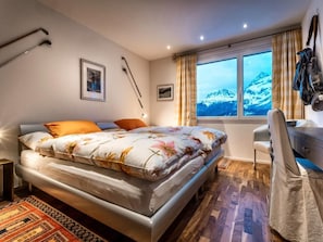 5 bedrooms, Internet