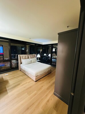 開放式套房, 城市景觀 | 免費無線上網