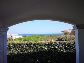 Property grounds - mit Wasserblick by Interhome (Budoni)