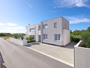 Exterior - Apartment Laura by Interhome (Privlaka)
